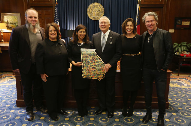 rom L to R: John D. Hopkins (Zac Brown Band), Tammy Hurt (Georgia Music Partners), Mala Sharma (Georgia Music Partners), Governor Nathan Deal, Michele Caplinger (The Recording Academy), Ed Roland(Collective Soul). Photo credit: Andrea Briscoe (Governors office).